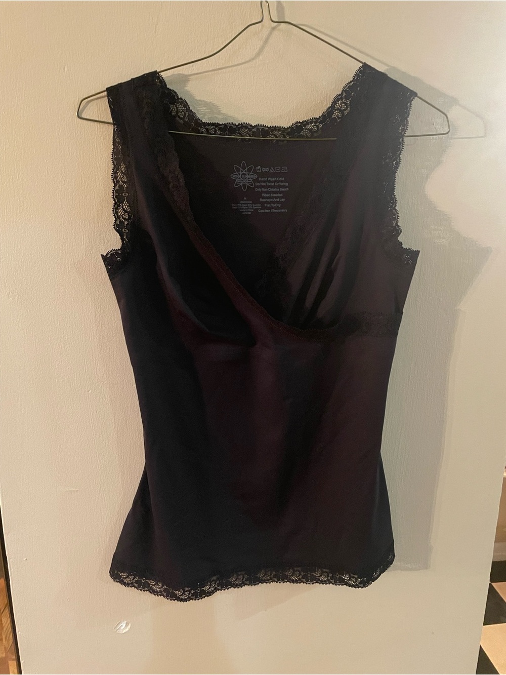Sonic slimmers Lace Trim V-Neck tank top